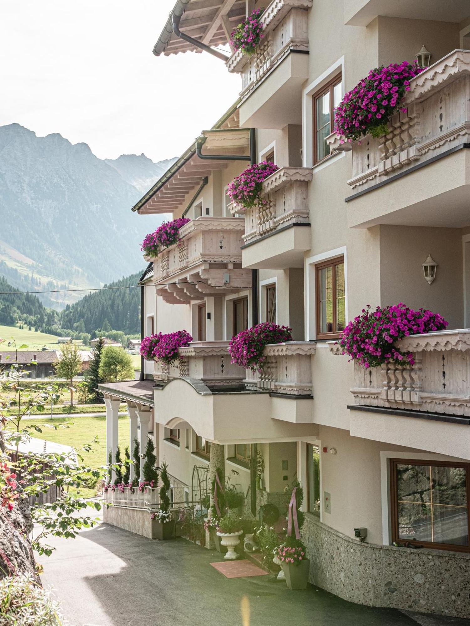 Wohlfuehlhotel Innertalerhof Gerlos Kültér fotó